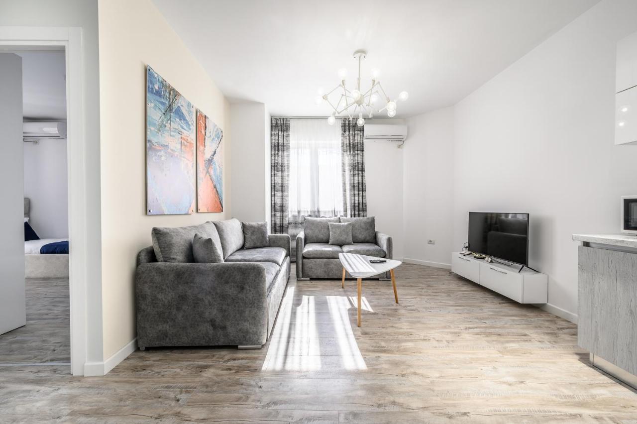 Miku Apartment-Modernly Designed Downtown Tirana Exterior foto